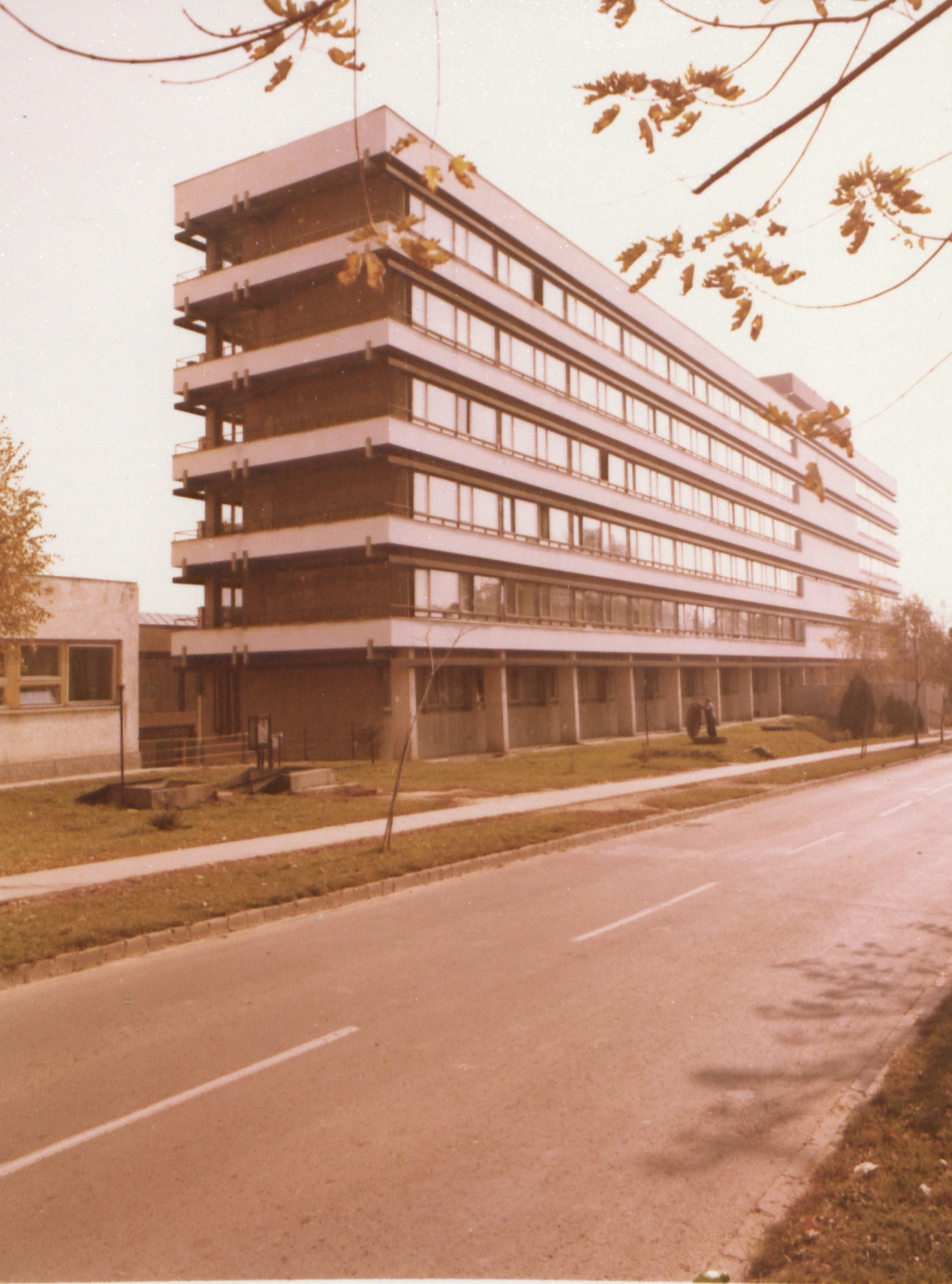 Kaposvár Szakmunkásképző Iskola (külső, belső)